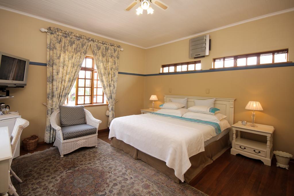 Shani Guest House Brooklyn  Exterior photo